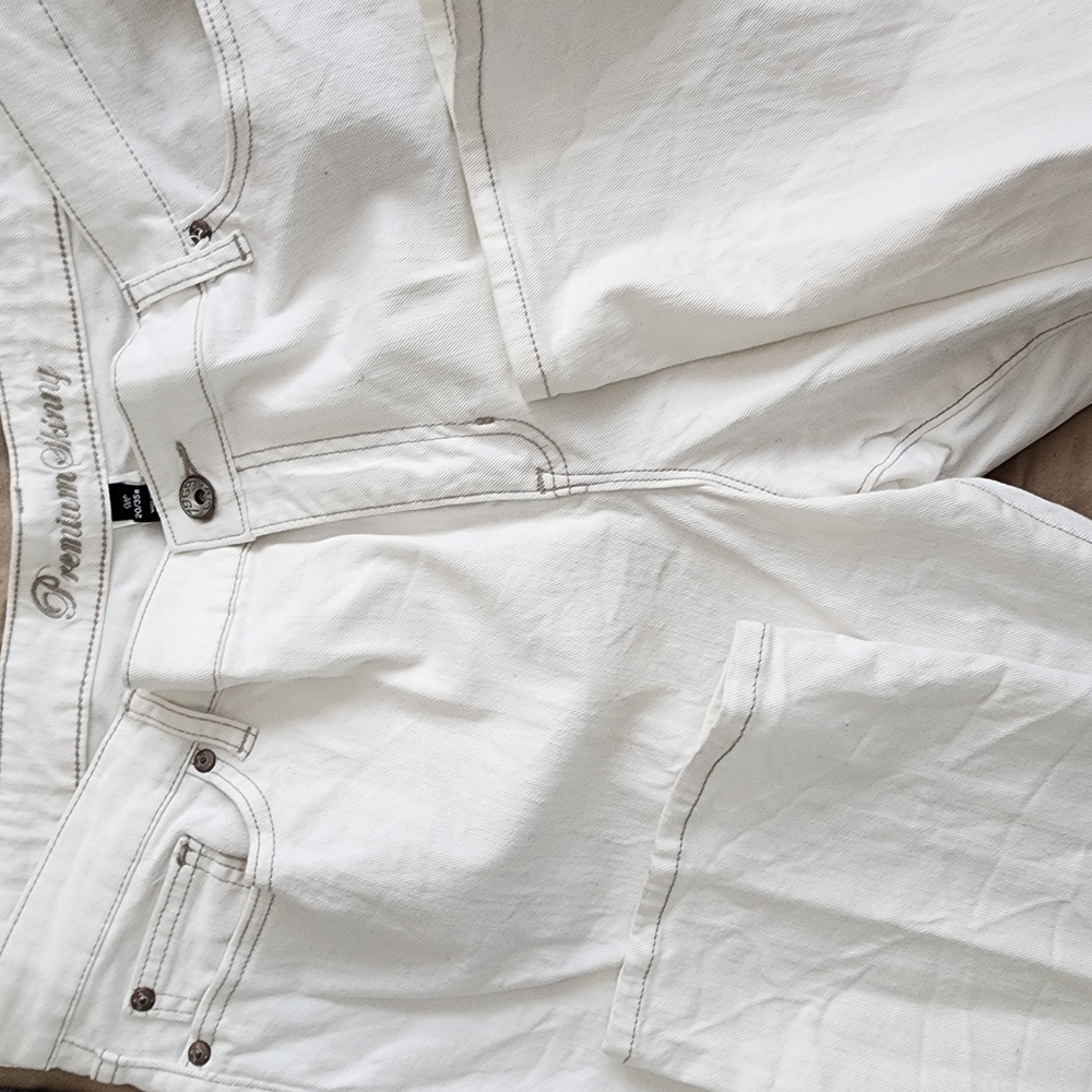 GAP PREMIUM SKINNY  Ivory Denim Pants